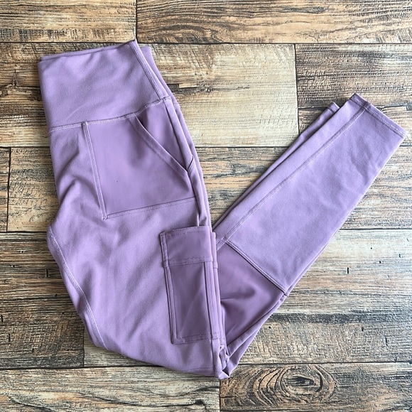 ALO Yoga Pants - Alo Yoga High-Waist Cargo Legging